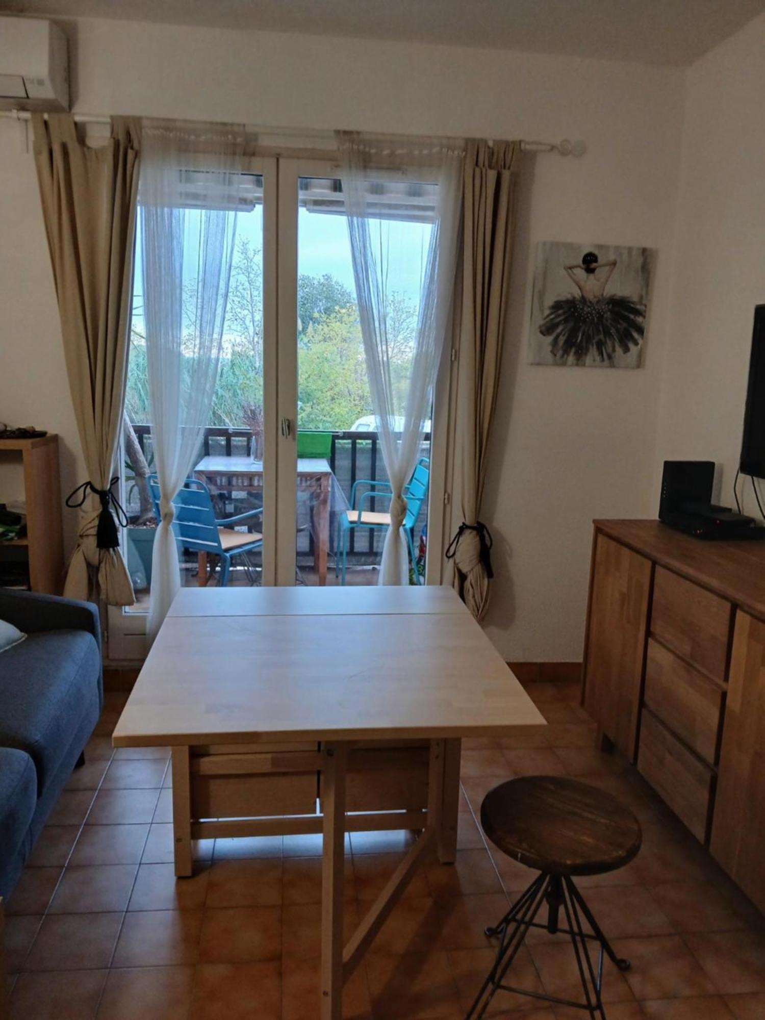Sanary Les Gorguettes, Studio Avec Terrasse Vue Mer, A 10 Min A Pieds De La Plage מראה חיצוני תמונה
